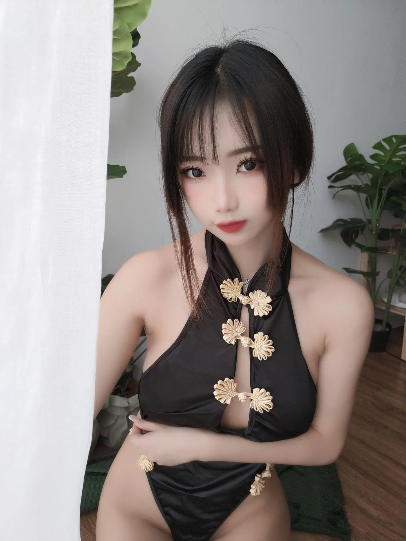 鬼畜瑶在不在w – NO.44 黑色短款旗袍 [35P]插图7